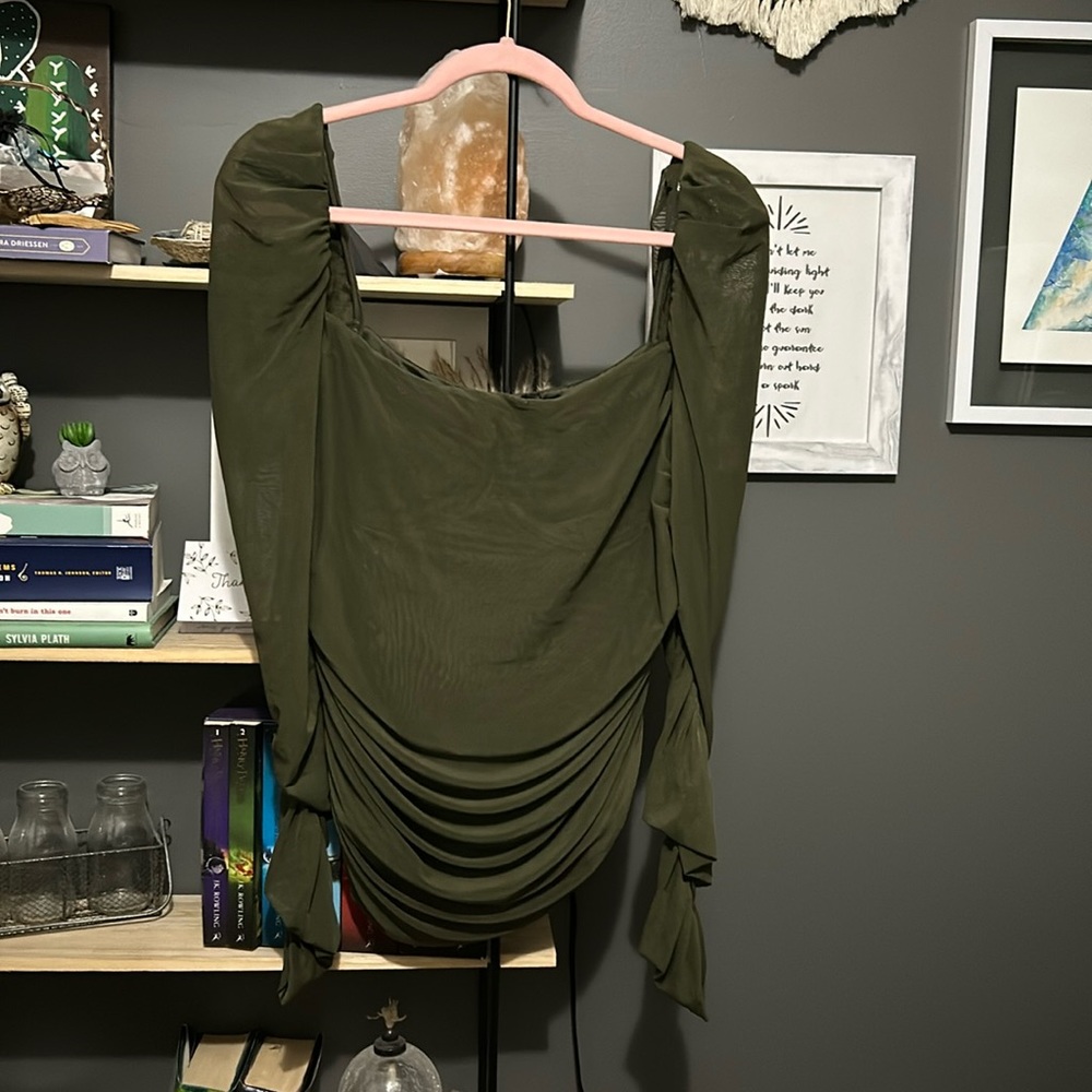 Army green, ruched mesh top. XL, NWT.